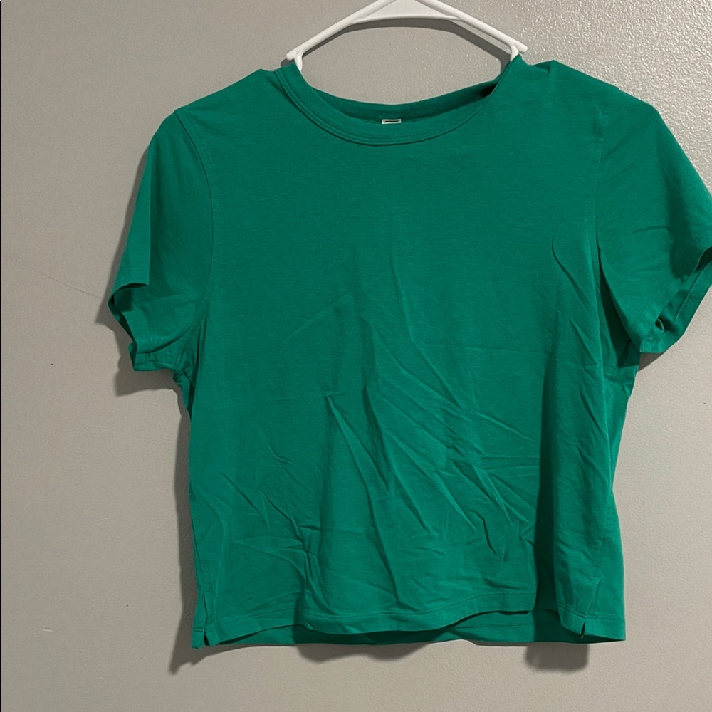 Lululemon Green Crop Top